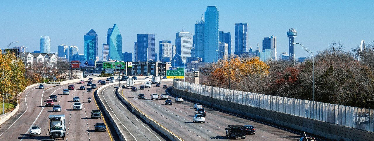 Interstate traffic. Dallas, Texas, USA
